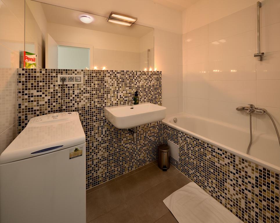 Ambiente Serviced Apartments - Dunajska Bratislava Rom bilde
