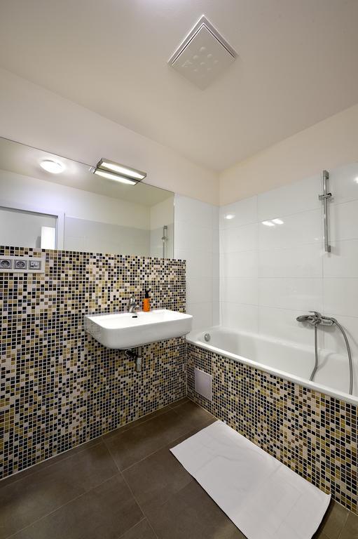 Ambiente Serviced Apartments - Dunajska Bratislava Eksteriør bilde