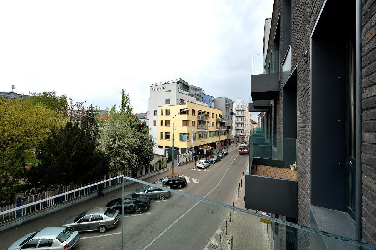 Ambiente Serviced Apartments - Dunajska Bratislava Eksteriør bilde