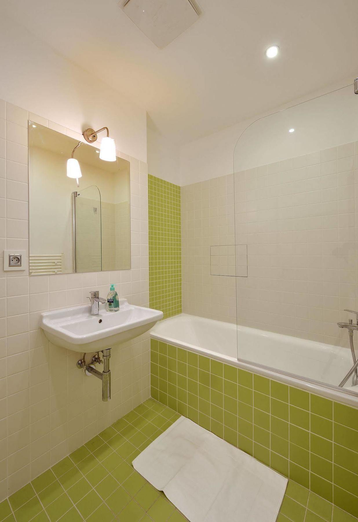 Ambiente Serviced Apartments - Dunajska Bratislava Eksteriør bilde