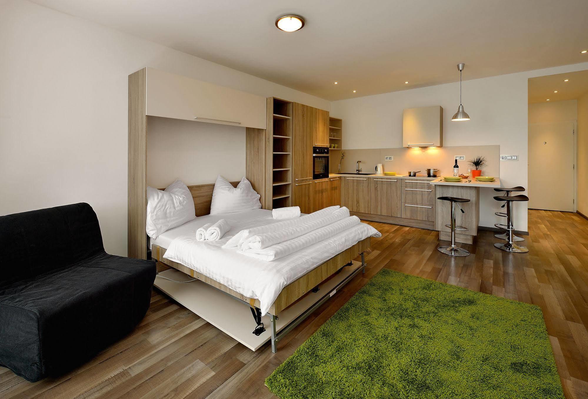 Ambiente Serviced Apartments - Dunajska Bratislava Eksteriør bilde
